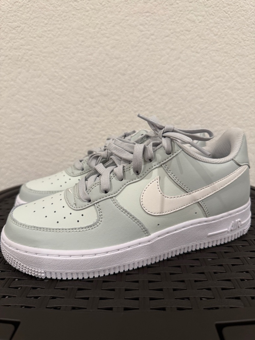 Nike Air Force 1 Low - Mint Green, Gray, White 7W/5.5Y